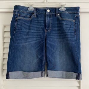 SIZE 10 White House Black Market Bermuda Shorts